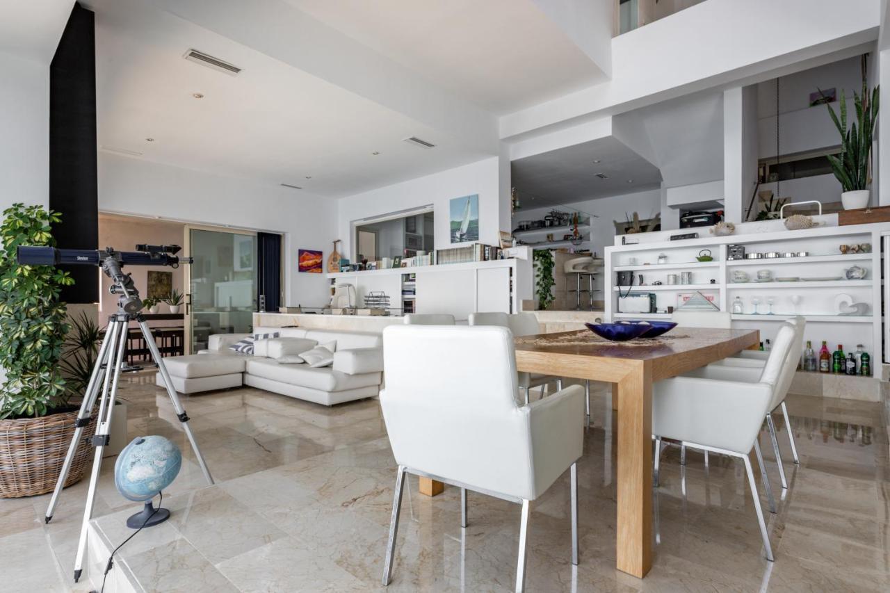 Exclusive Seafront Villa,Private Pool,Gym,Bbq 埃尔托罗 外观 照片